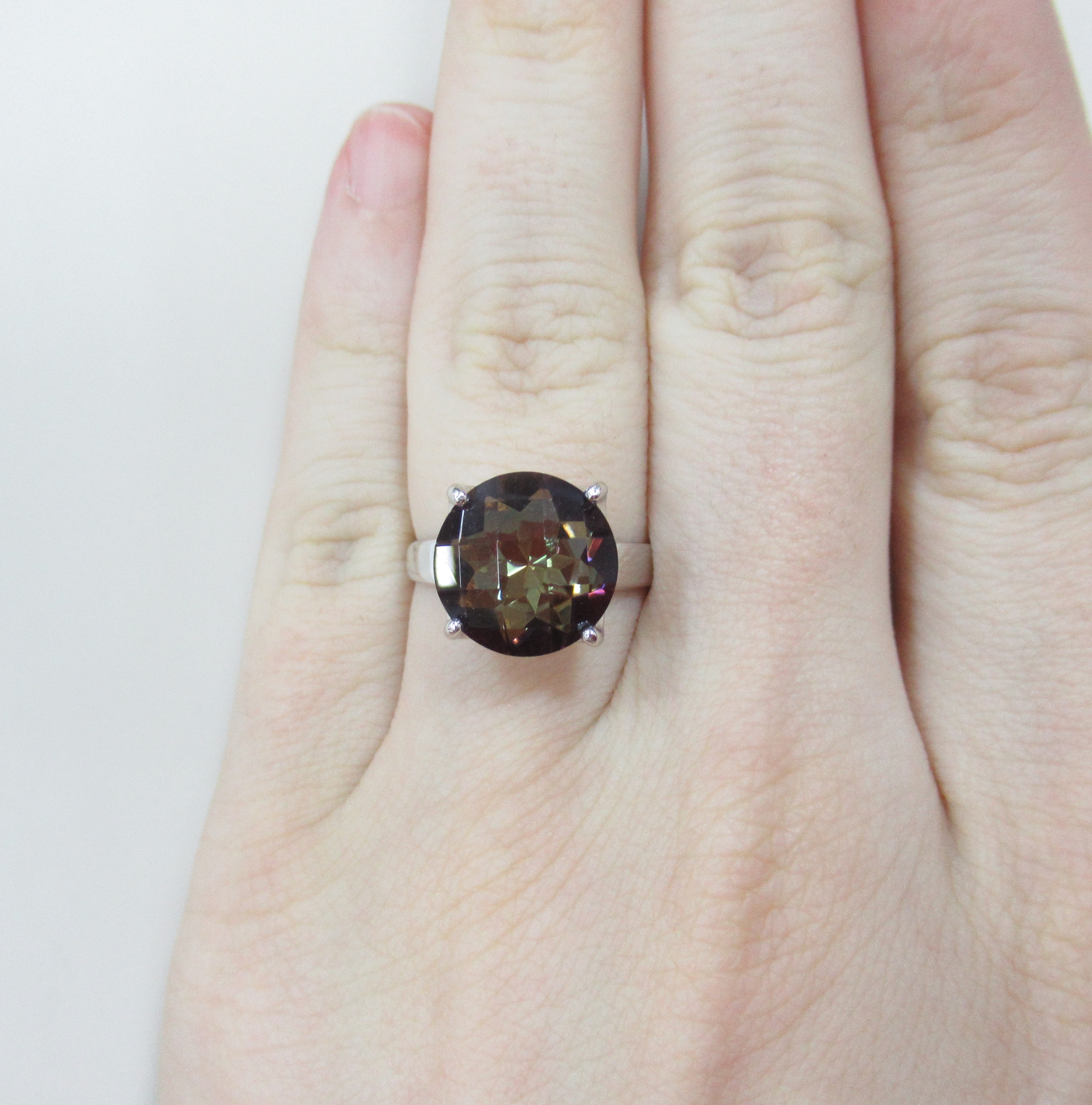 Серебряное кольцо с горным хрусталем